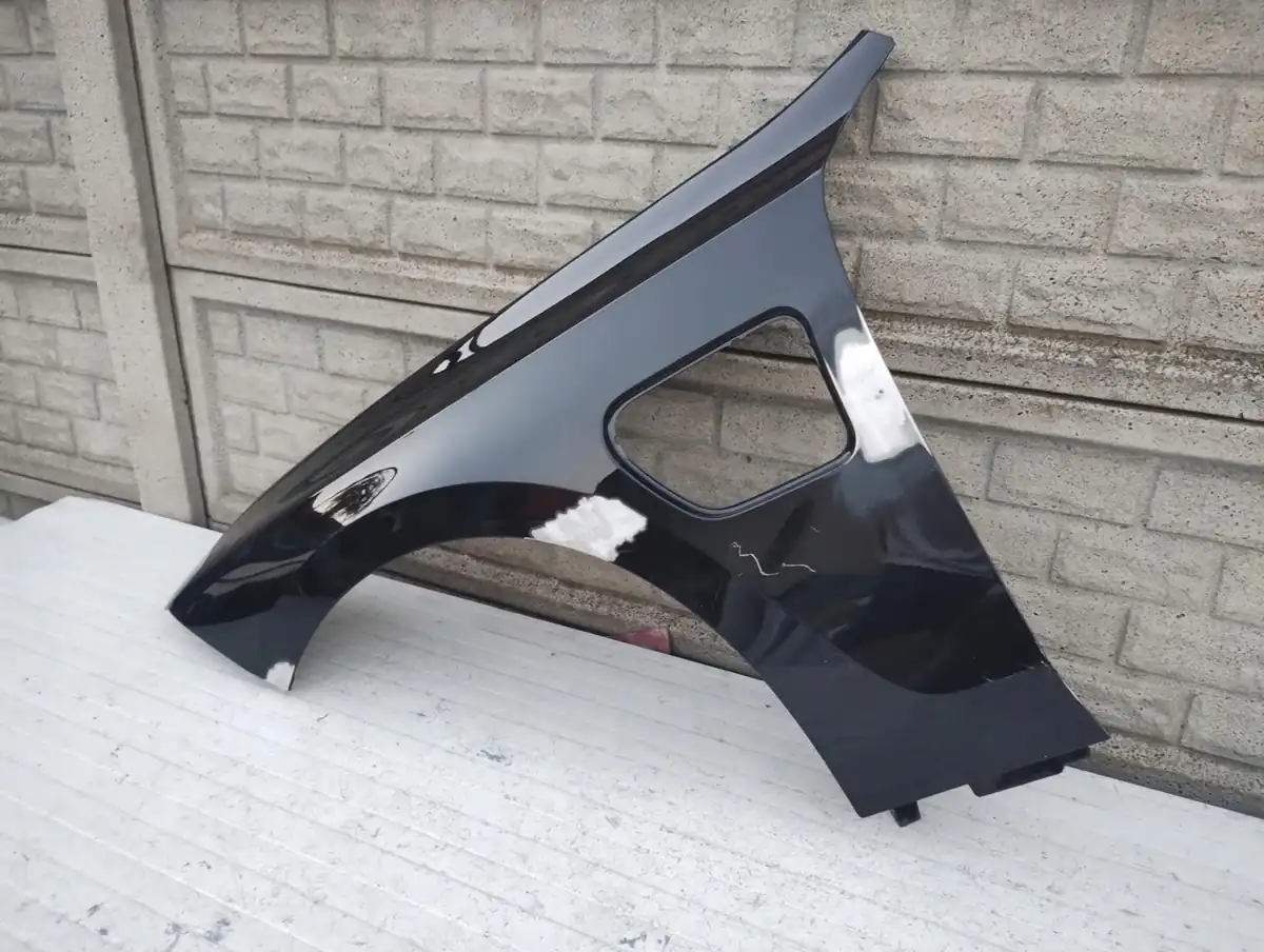 Aripa fata stanga BMW 7 G70 Hibrid 2022