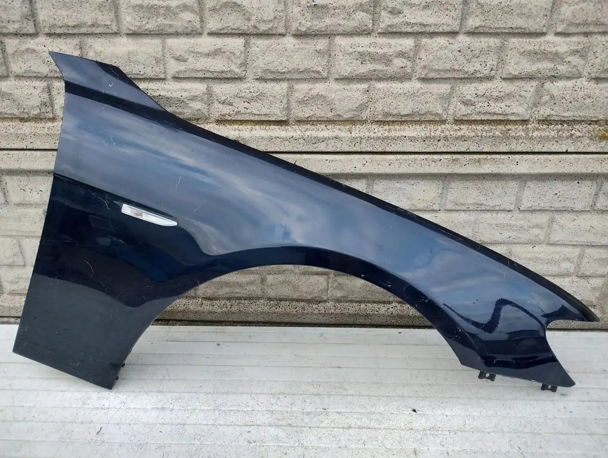 Aripa fata dreapta BMW 7 Vii E65 E66 Lift