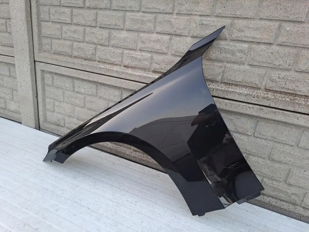 Aripa fata stanga BMW G42