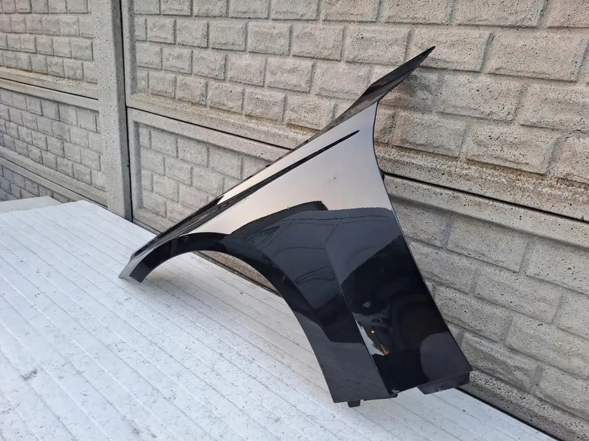 Aripa fata stanga BMW G42