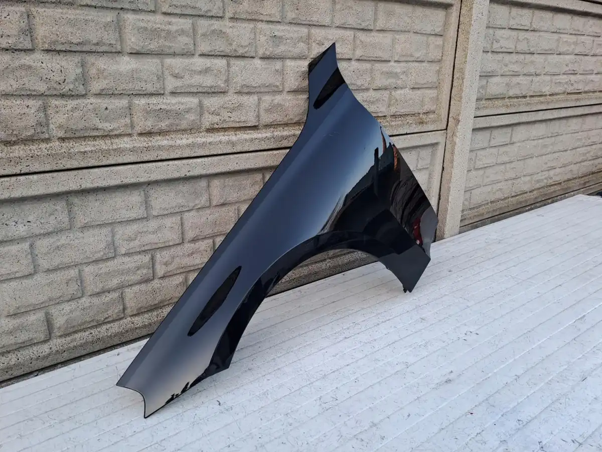 Aripa fata stanga BMW G42