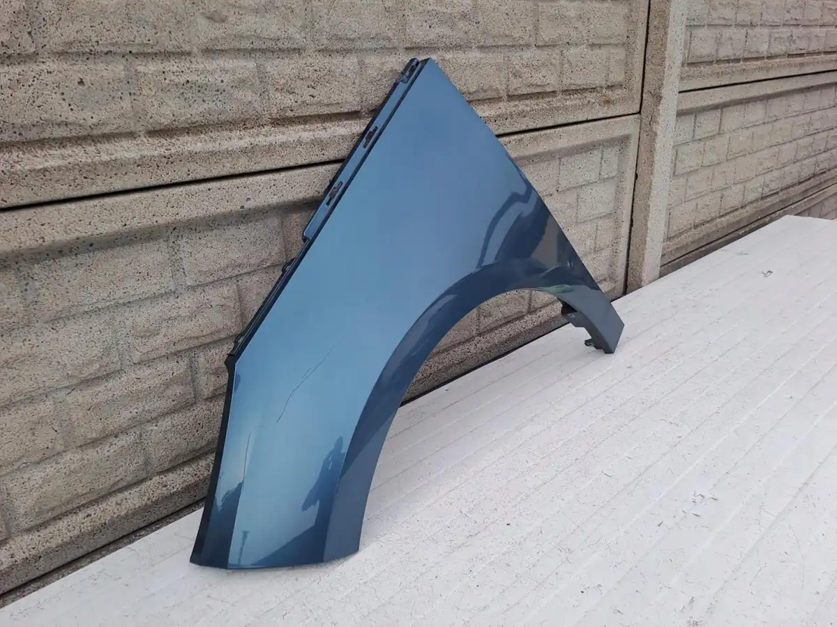 Aripa fata stanga BMW I3 I 3 I3