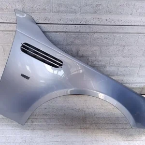 Aripa fata dreapta BMW M5 5 V E60 E61 2003 2010