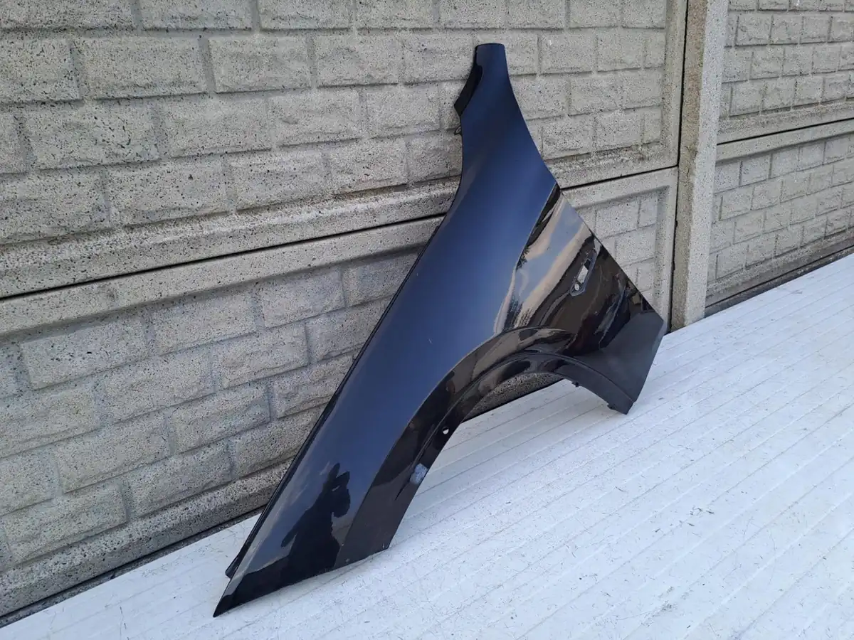 Aripa fata stanga BMW X1 E84 2008 2013