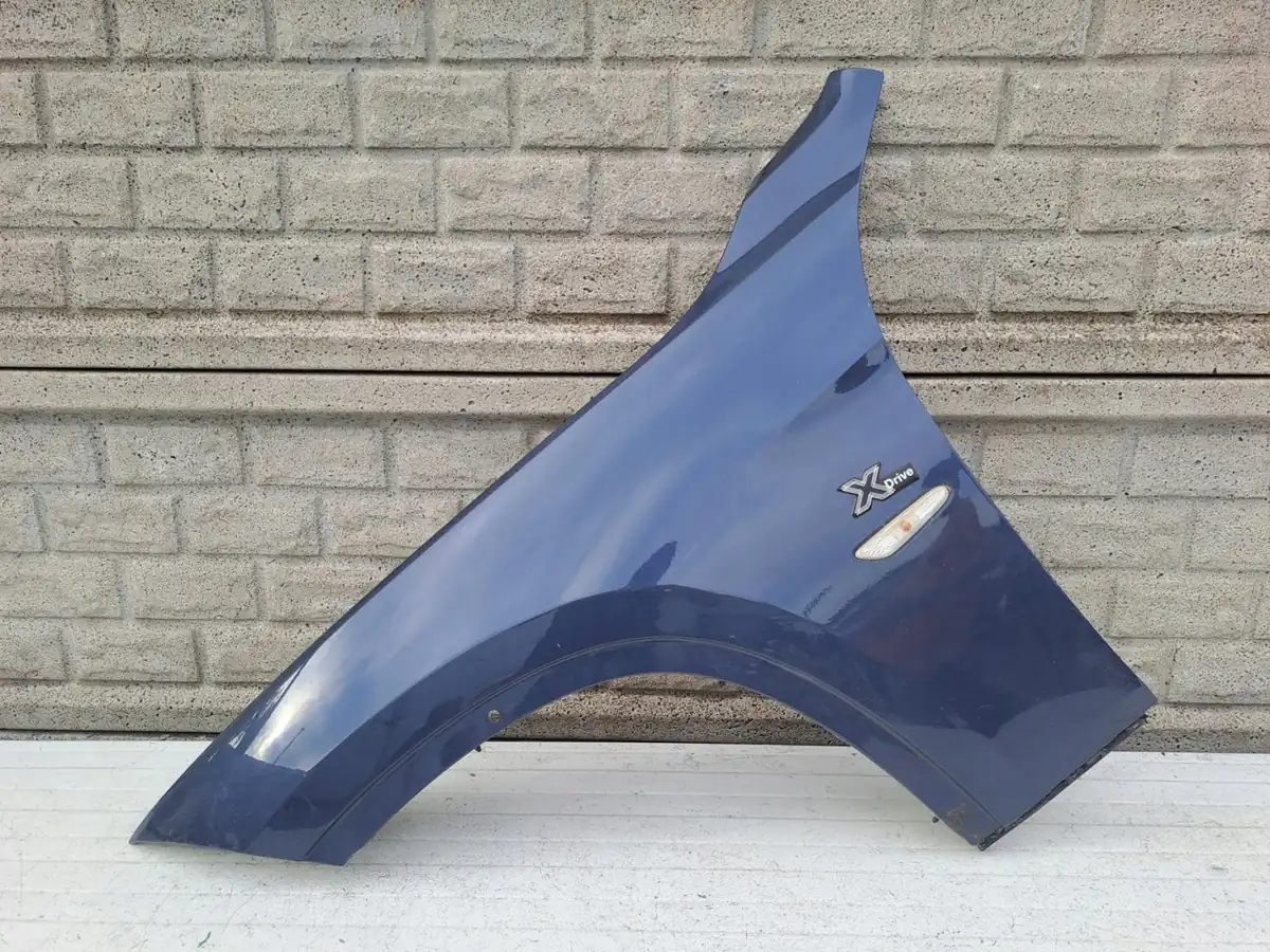 Aripa fata stanga BMW X1 E84 2008 2013
