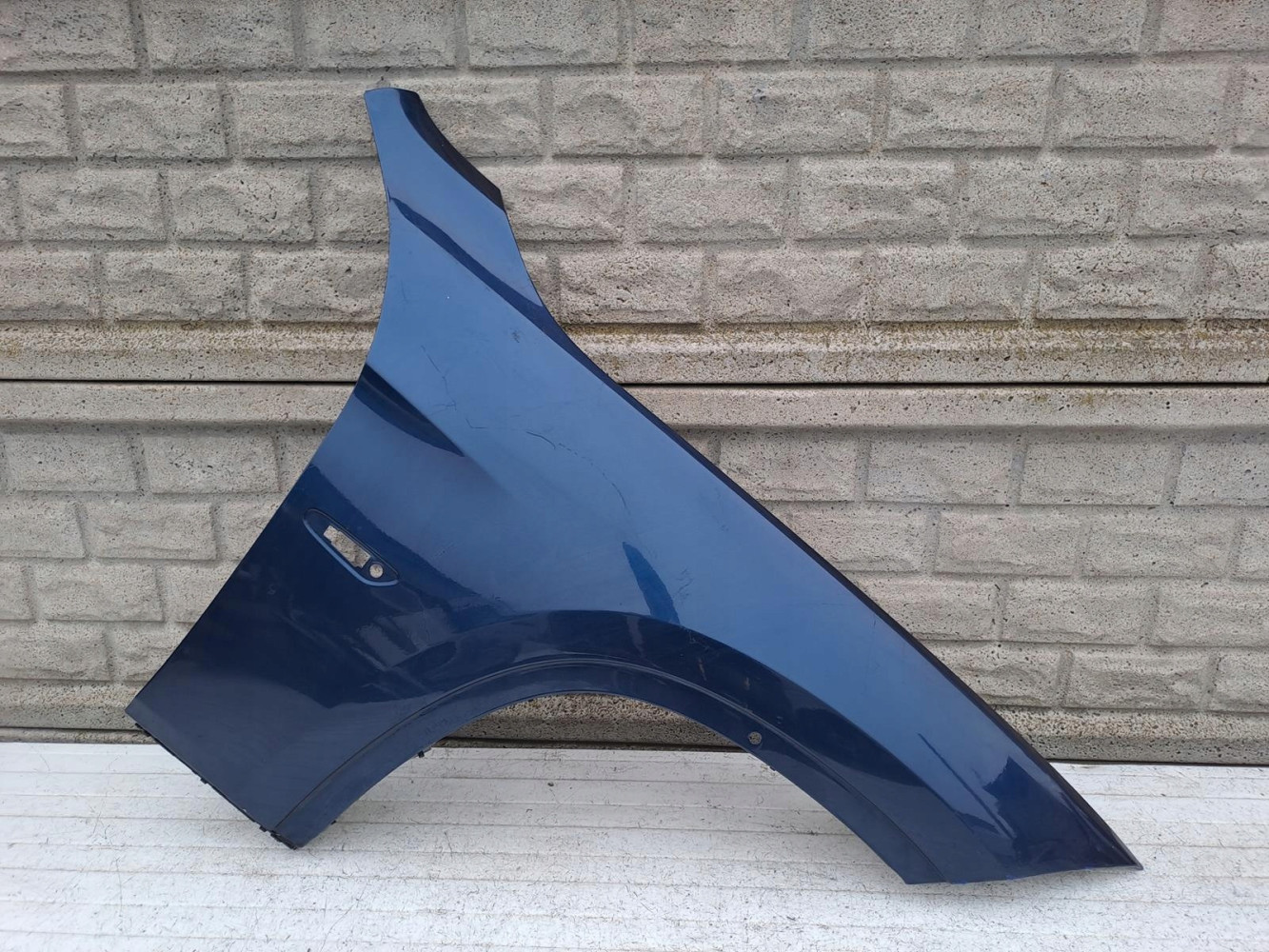 Aripa fata dreapta BMW X1 E84 2008 2013