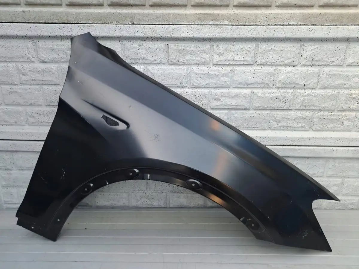 Aripa fata dreapta BMW X3 X4 F25 F26