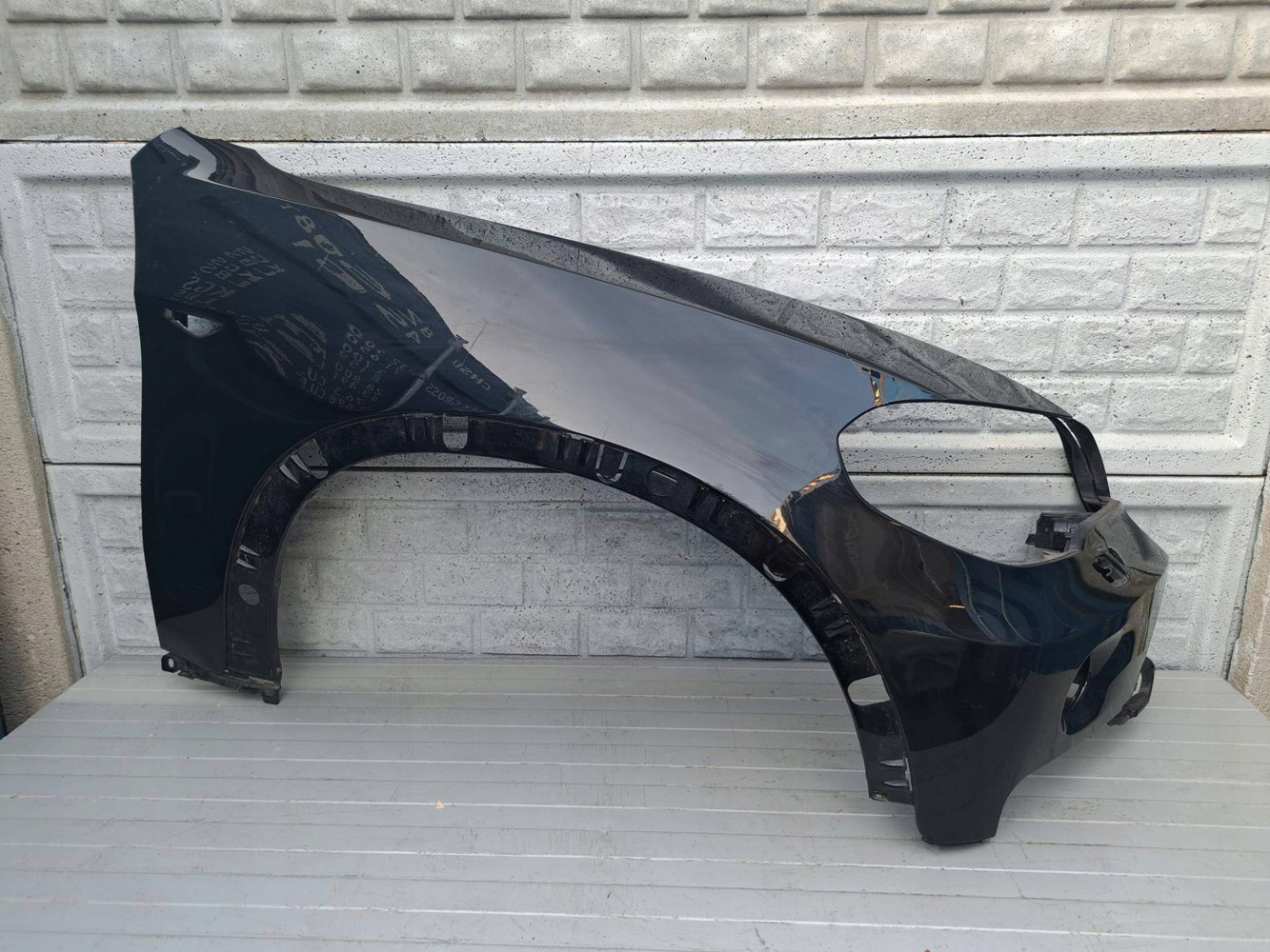 Aripa fata dreapta BMW X5 E70