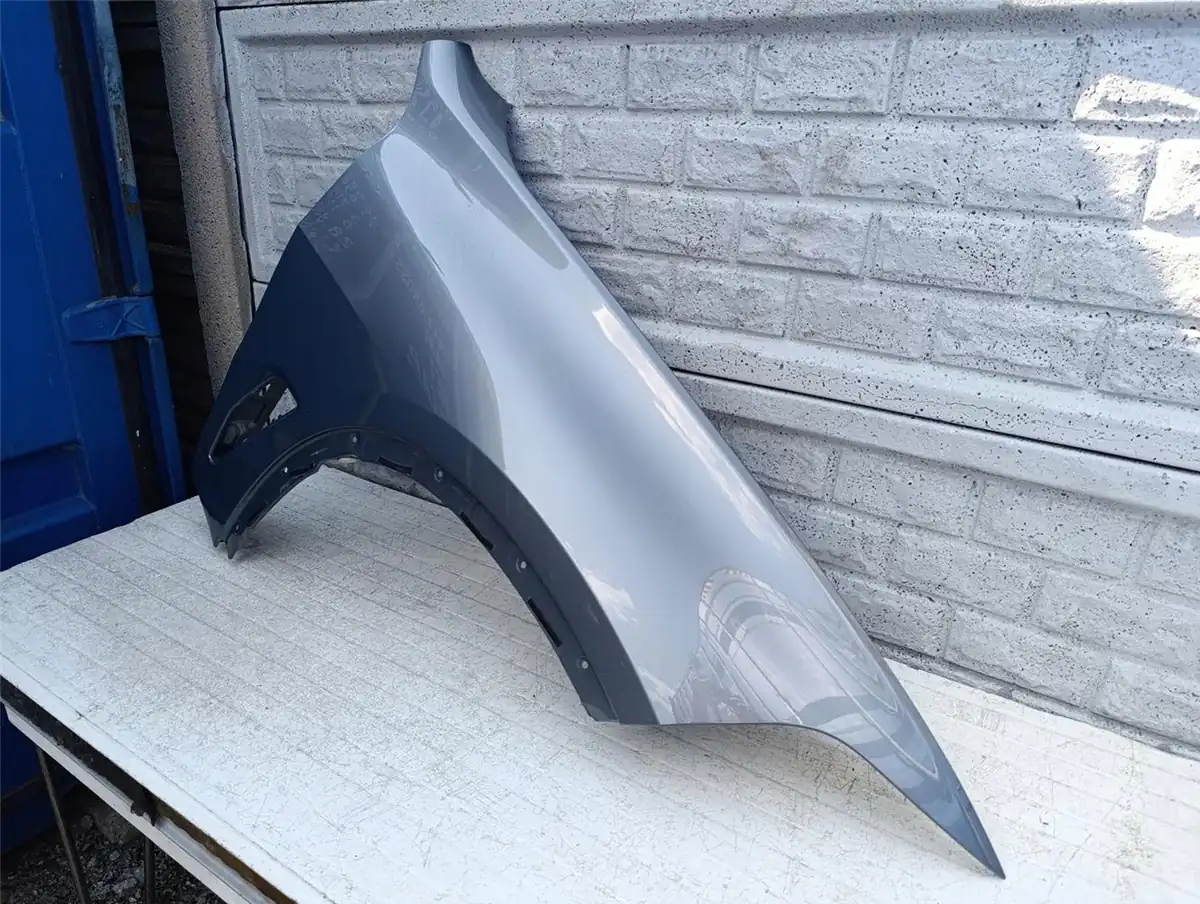 Aripa fata dreapta BMW X5 G05 2019 2025