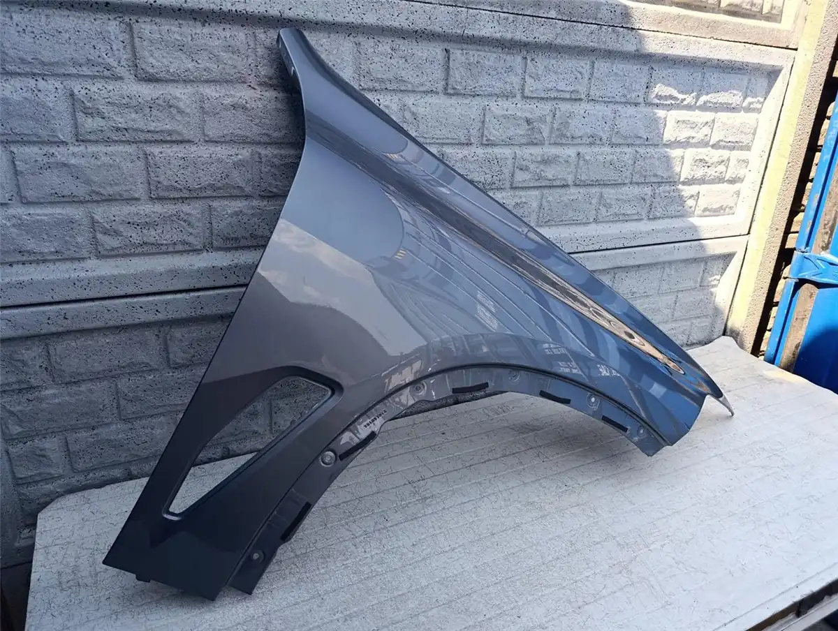 Aripa fata dreapta BMW X5 G05 2019 2025