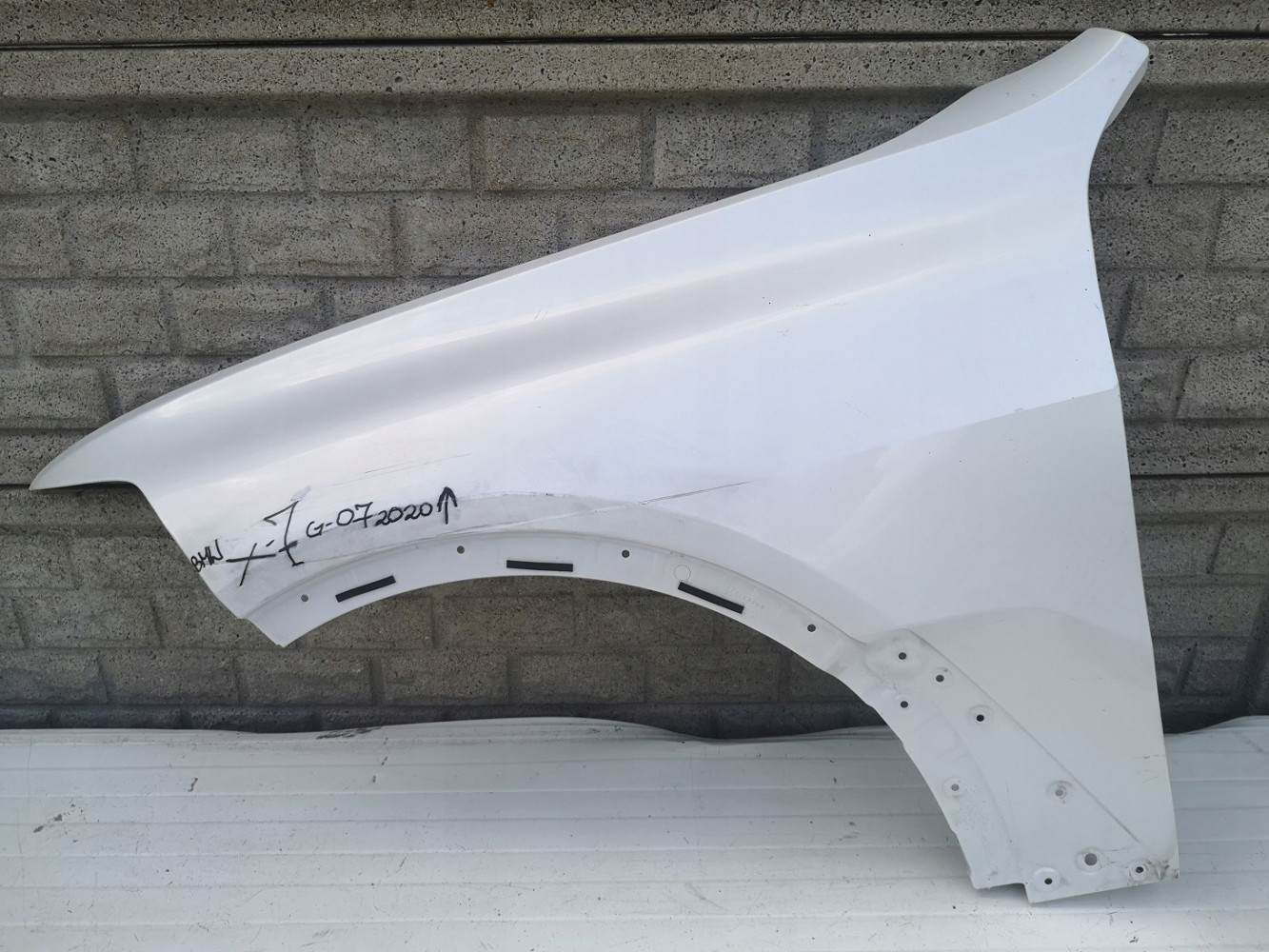 Aripa fata stanga BMW X7 G07 2020