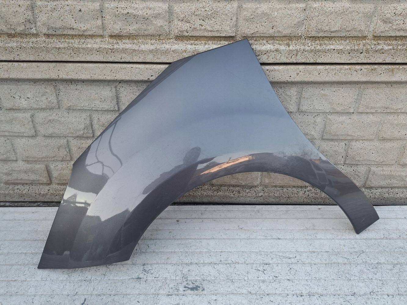 Aripa fata stanga Citroen C3 Ds3 2009 2018