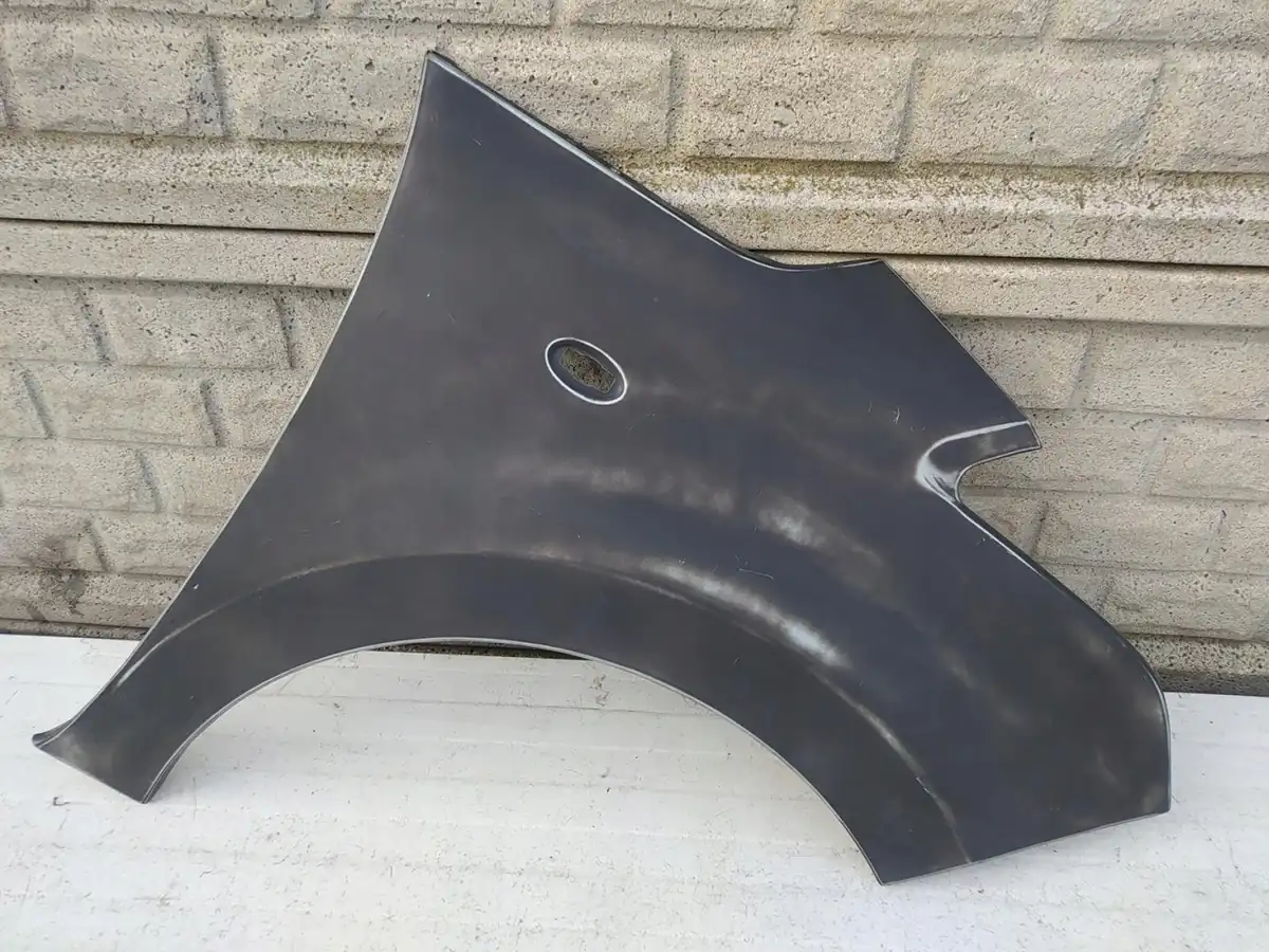 Aripa fata dreapta Citroen C3 Picasso 08 17