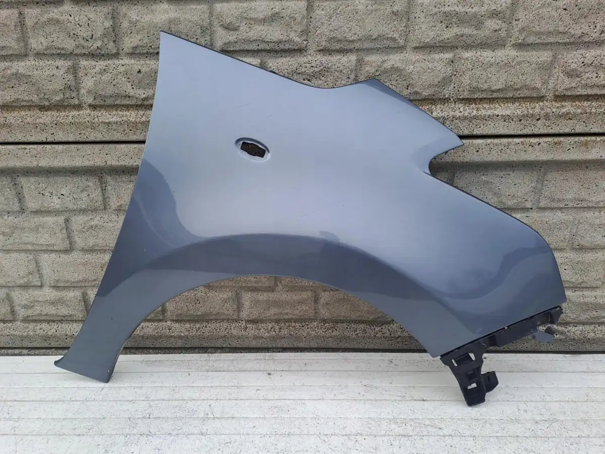Aripa fata dreapta Citroen C3 Picasso 08 17