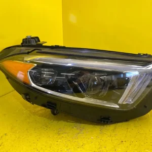 Far Dreapta Mercedes Cls W257