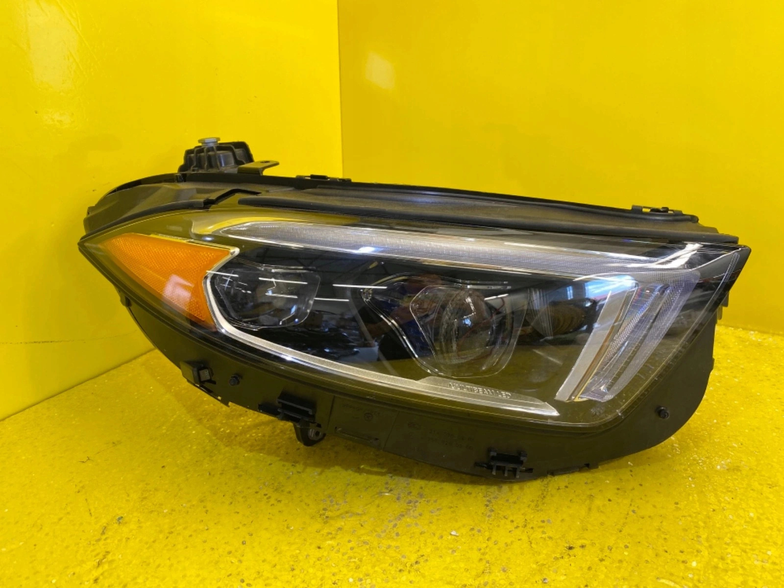Far Dreapta Mercedes Cls W257