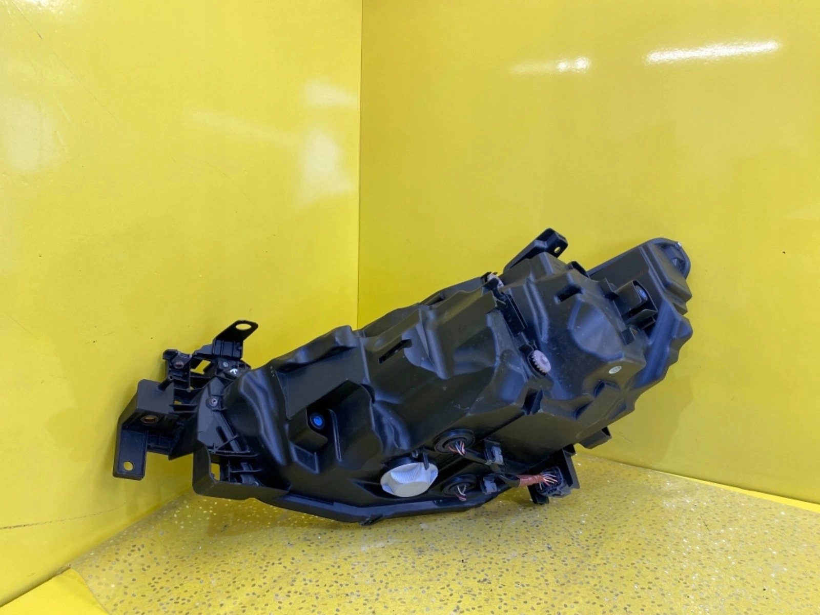 Far Dreapta Mazda Ql Full LED - Image 3