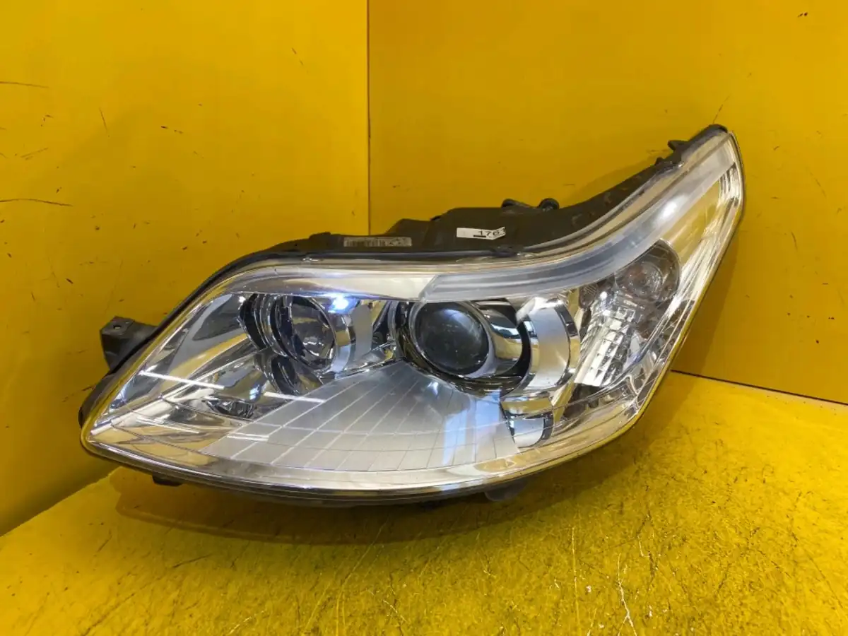 Far Citroen C5 Lift 06r Xenon