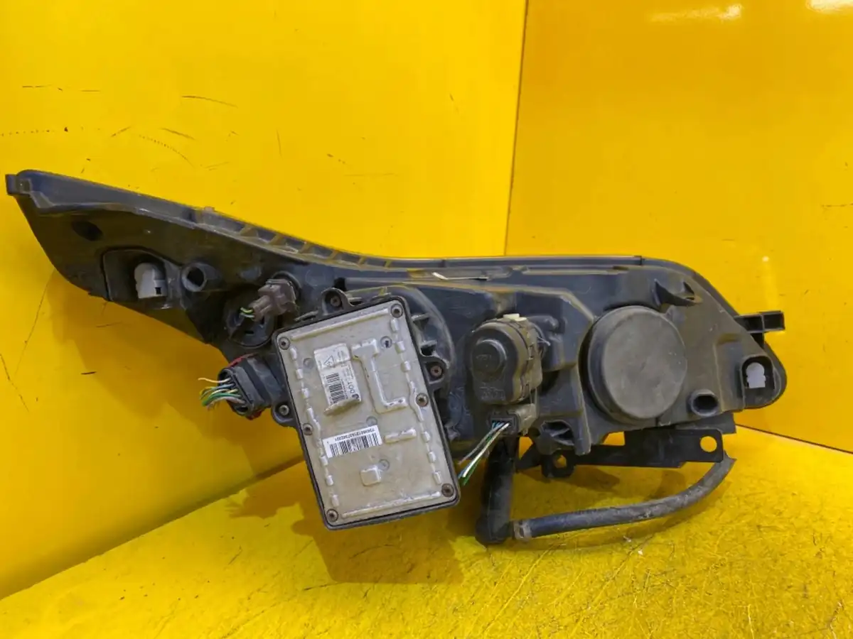 Far Citroen C5 Lift 06r Xenon