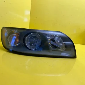 Far Dreapta Volvo V50 S40 Czarna