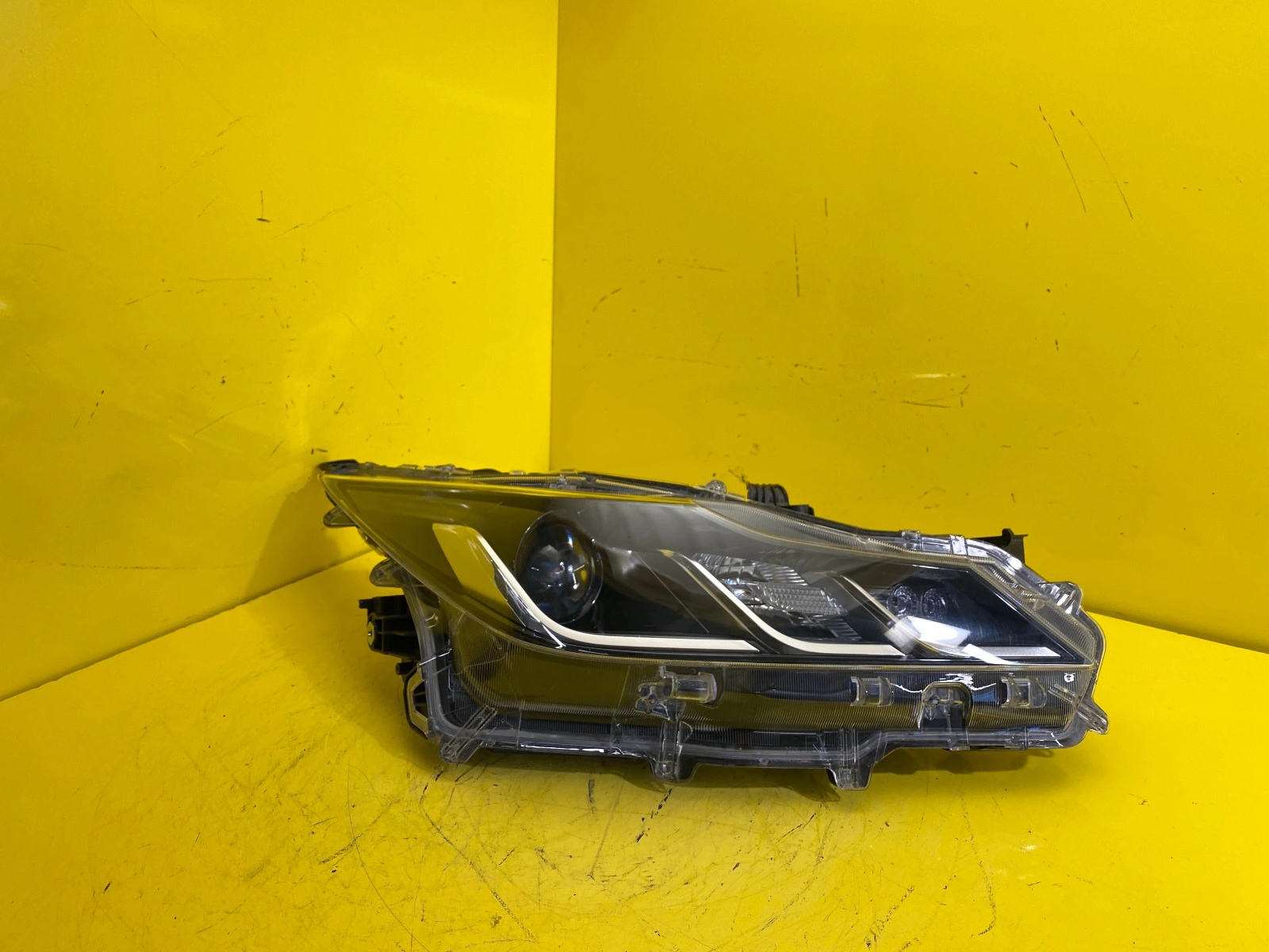 Far Dreapta Full LED Toyota COROLLA 19-