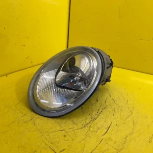 Far Stanga Volkswagen New Beetle 1C0