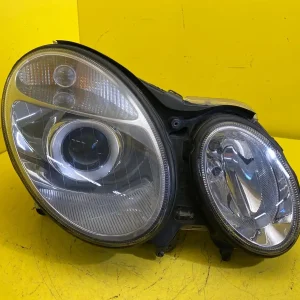 Far Dreapta Mercedes E-Class W211 02 Xenon