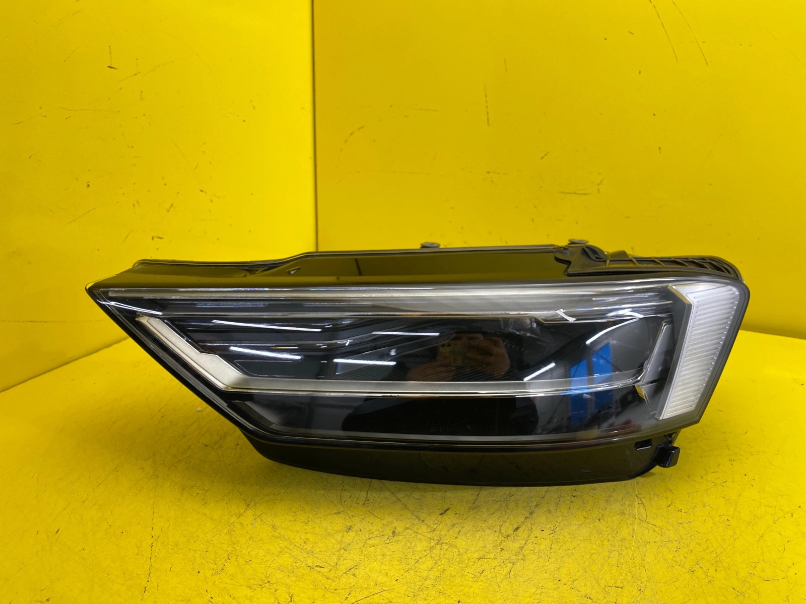 Far stânga Full LED OEM 6554