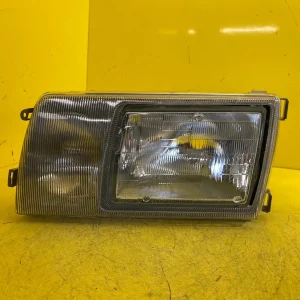 Far Dreapta Mercedes W126