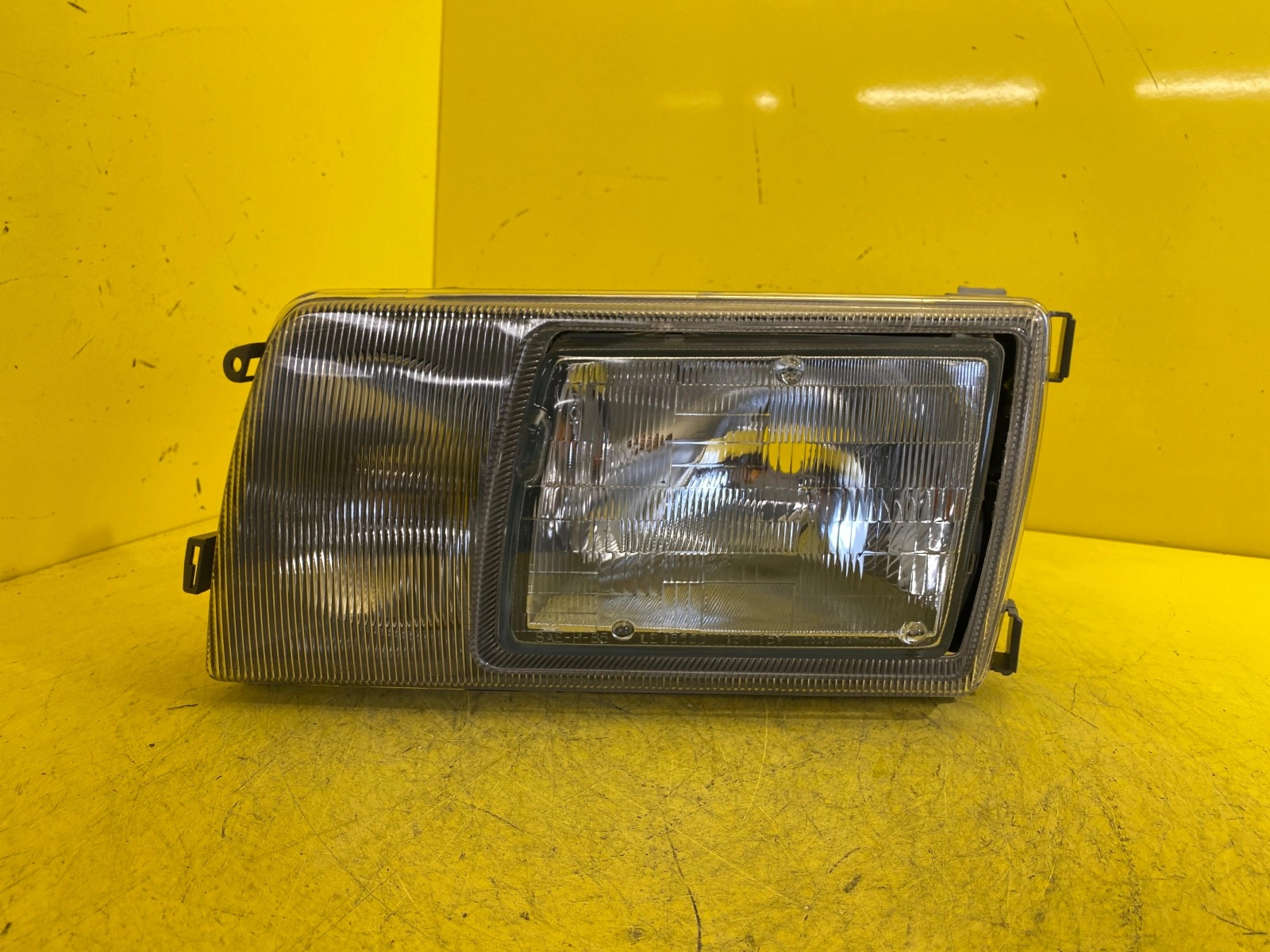 Far dreapta OEM 7216