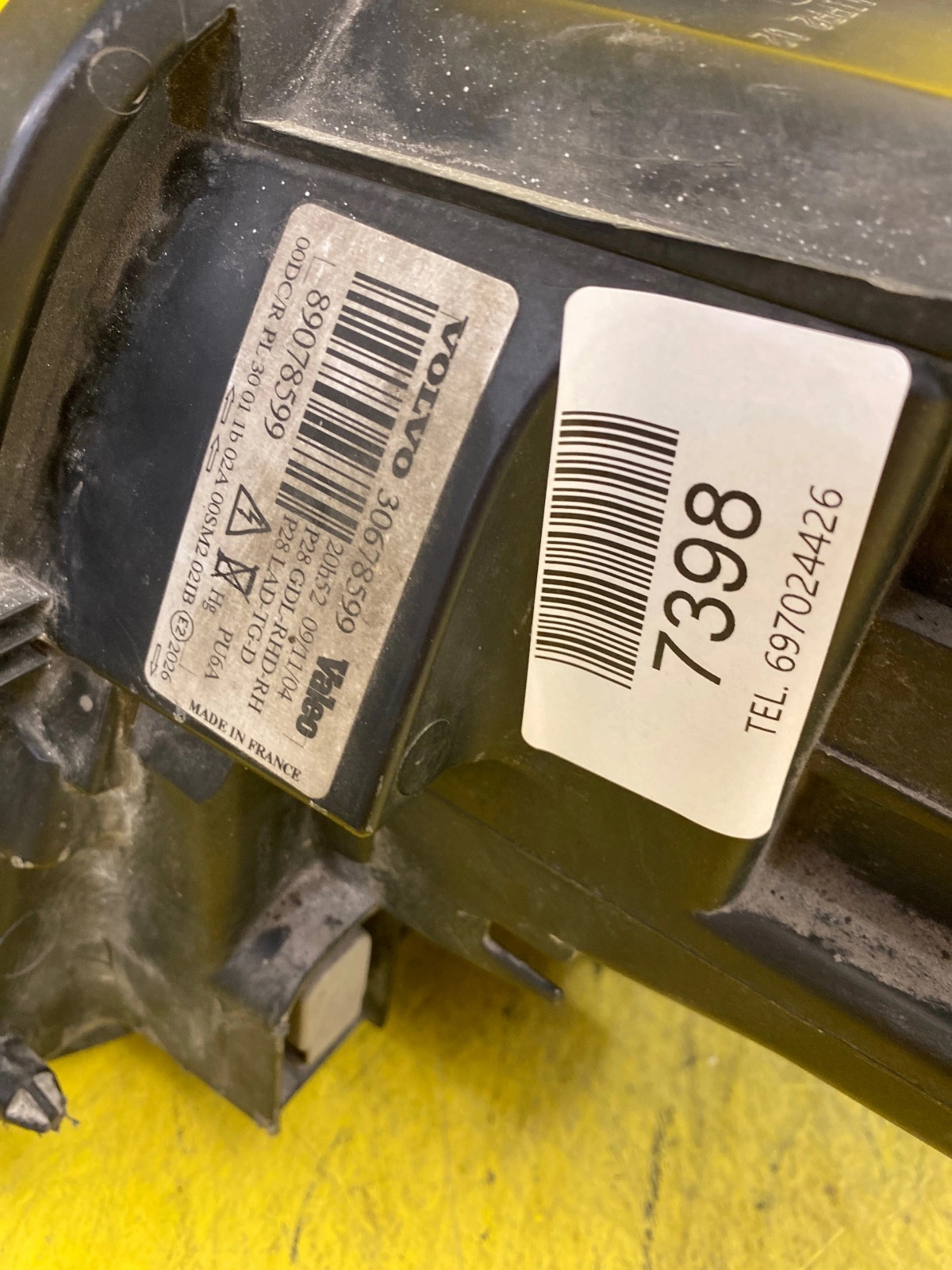 Far Dreapta Volvo XC90 Xc 90 Xenon - Image 2