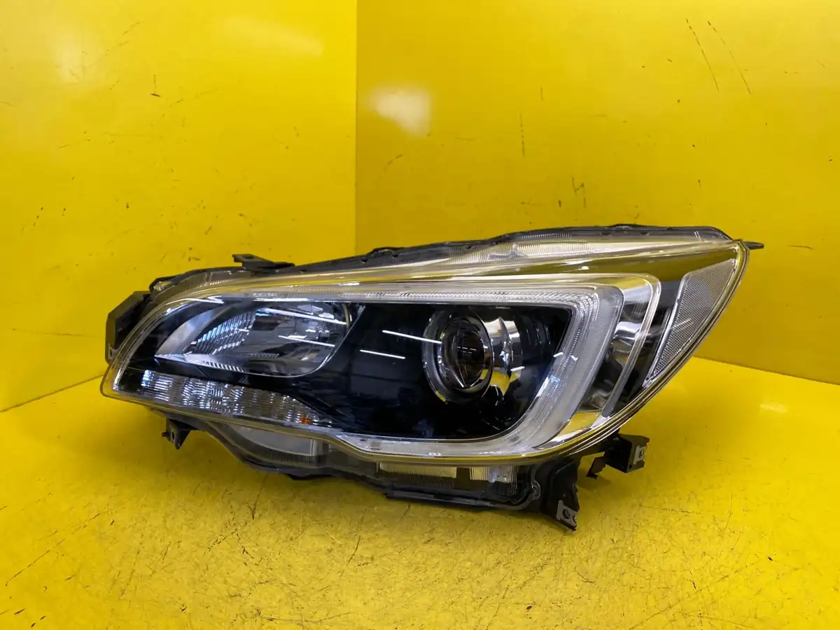 Far Subaru Outback V 5 Bixenon