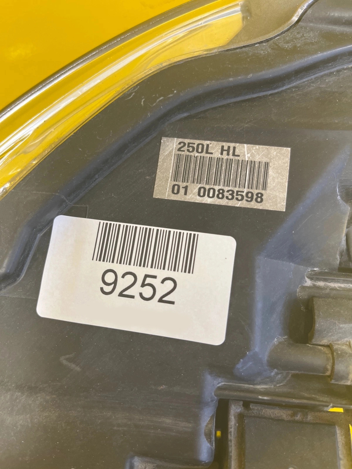 Far dreapta Xenon Facelift OEM 9252 - Image 3