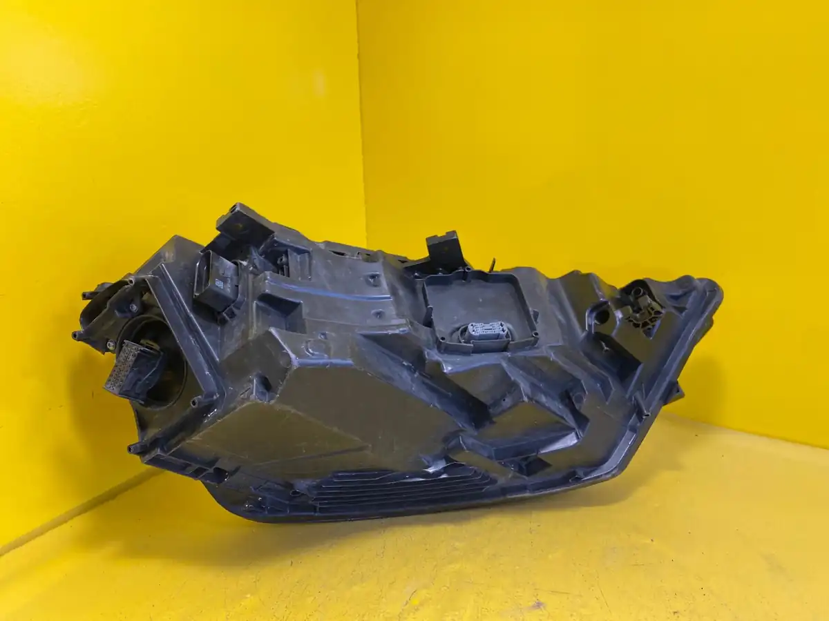 Far Audi A8 D5 Laser