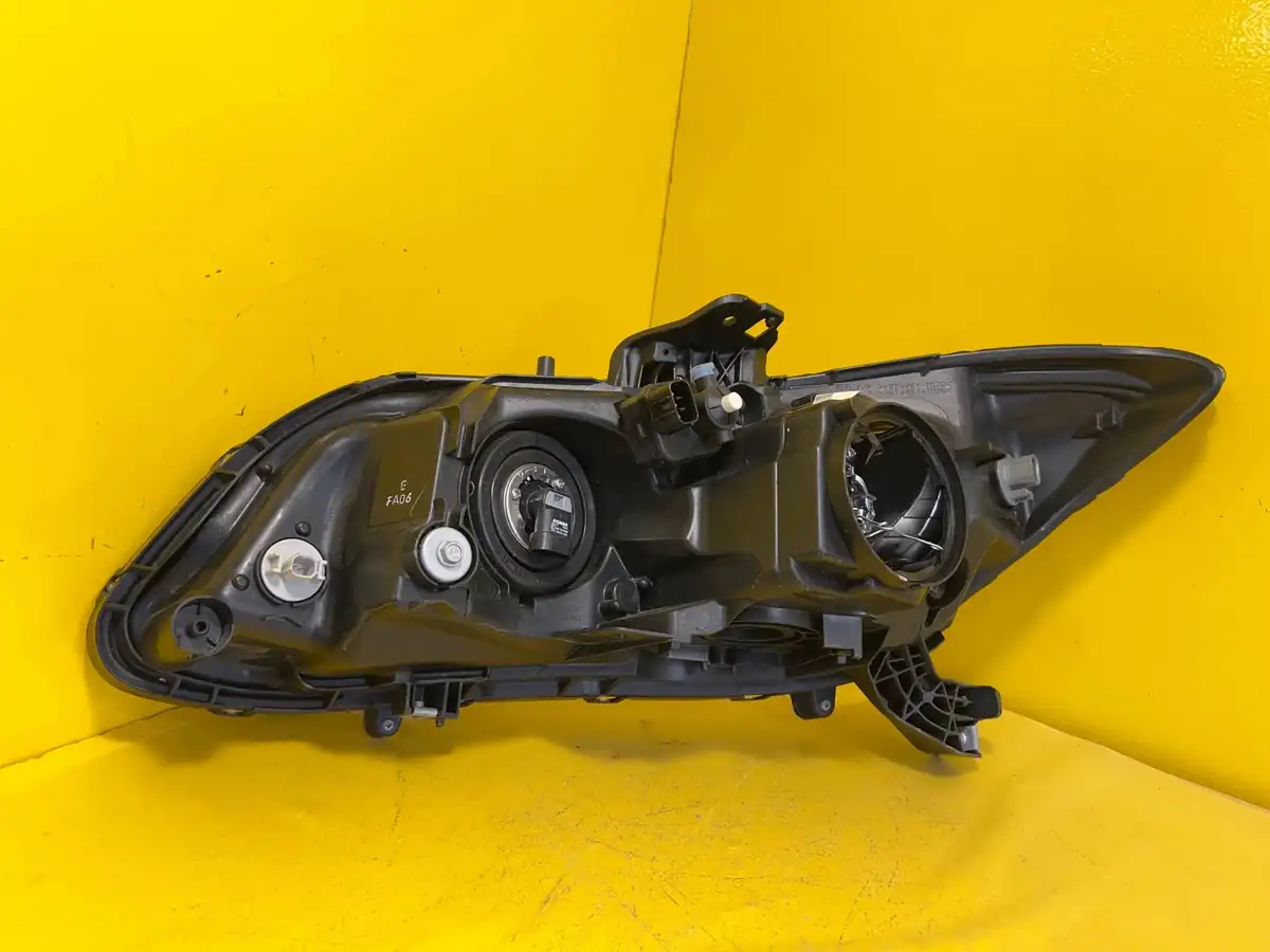 Far Dreapta Honda Civic IX Sedan 12-17r Xenon
