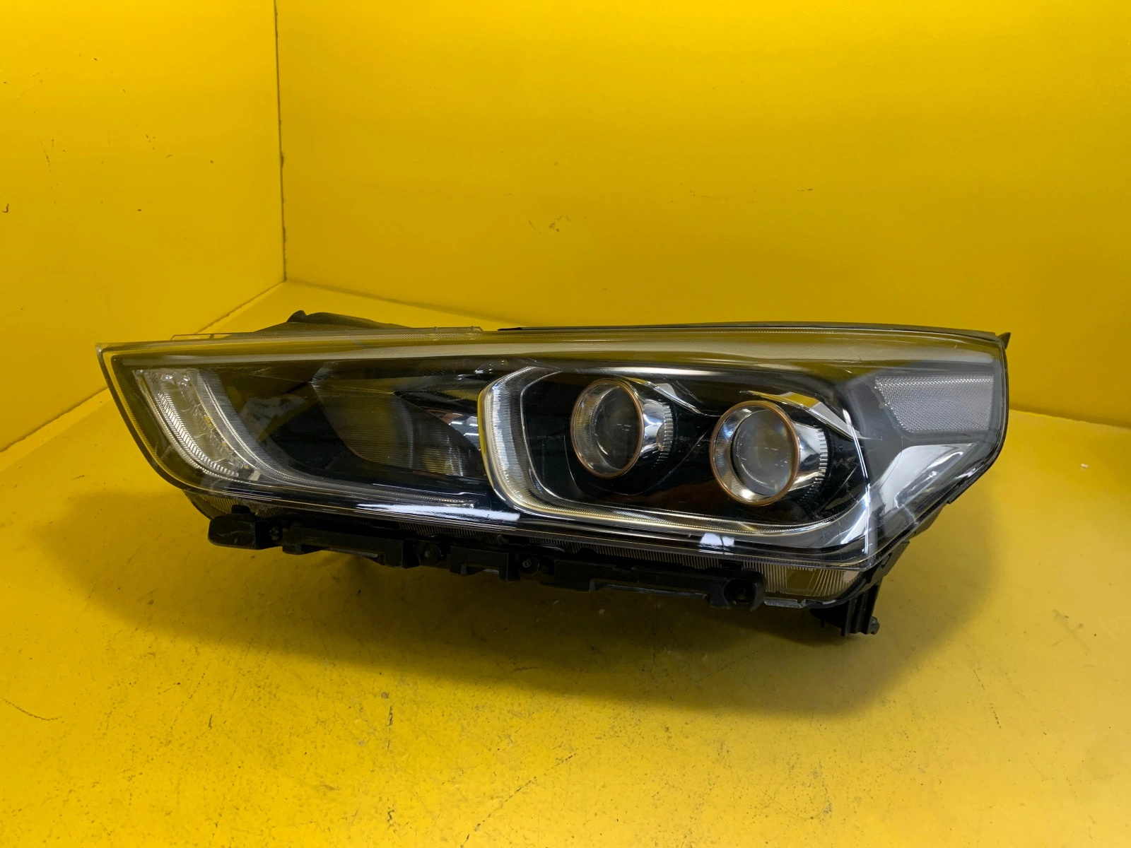 Far Hyundai Tucson III Full LED