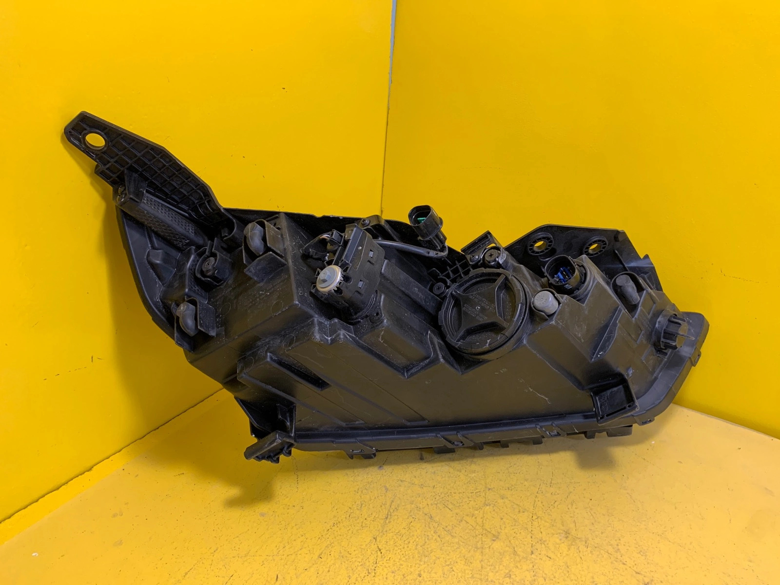 Far Hyundai Tucson III Full LED - Image 3