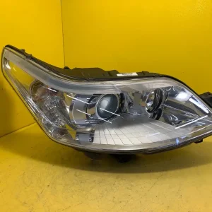 Far Dreapta Citroen C4 06- Xenon