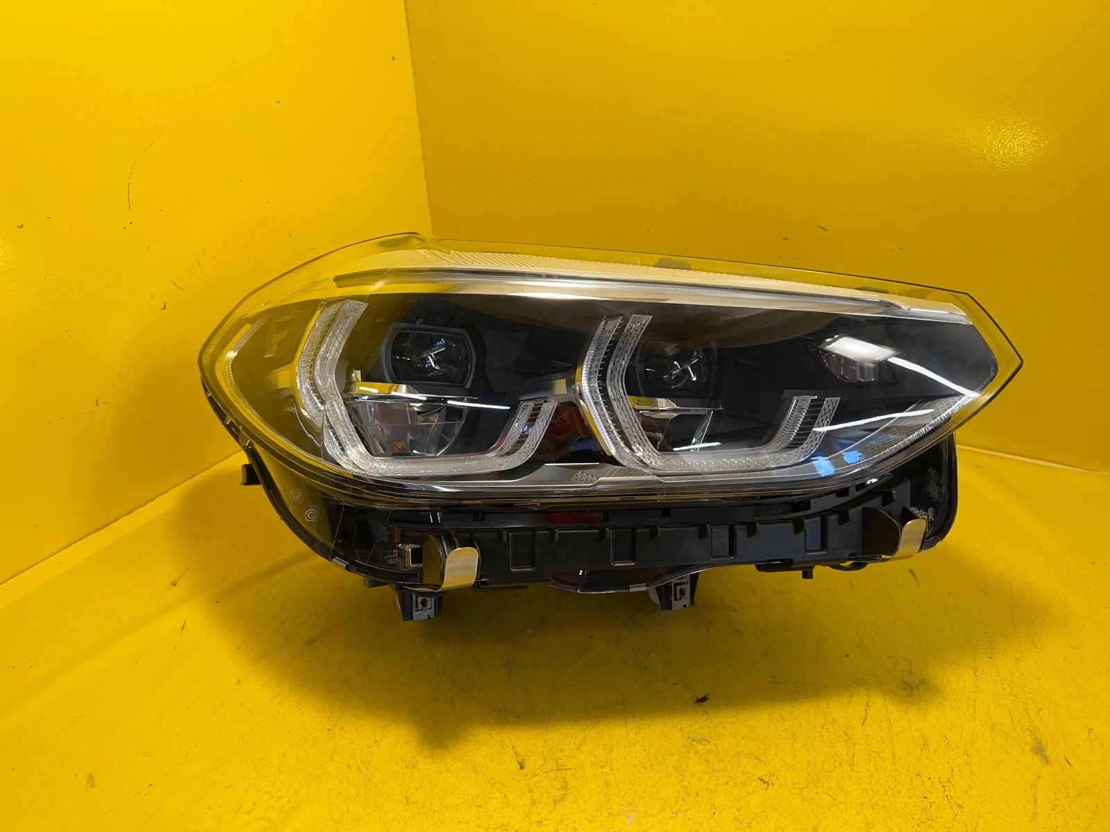 Far dreapta LED Adaptive BMW X3 G01 OEM 8492524-01