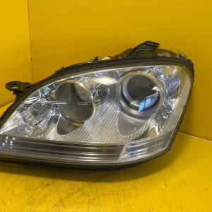 Far Stanga Mercedes Ml W164