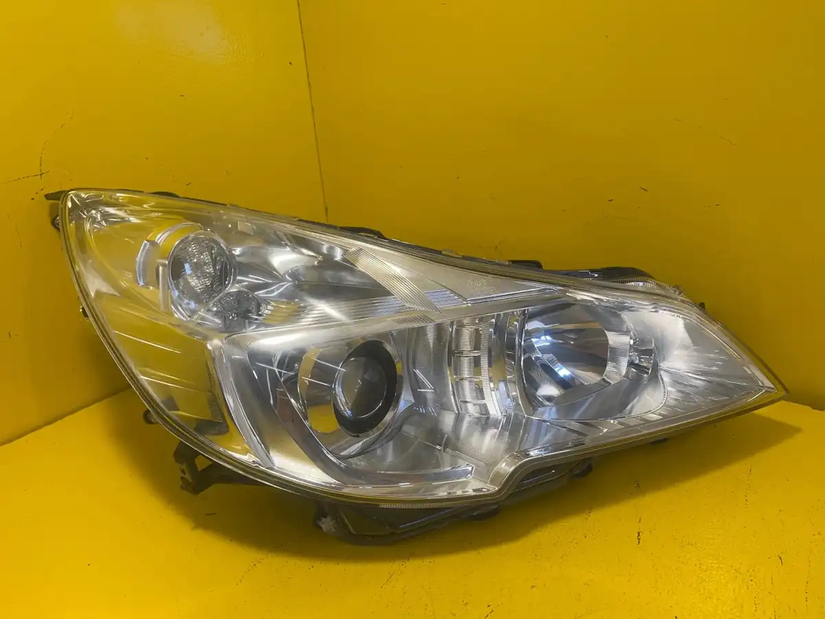 Far Dreapta Subaru Legacy Outback Lift 12-14 Xenon