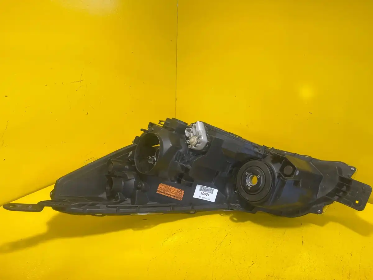 Far Dreapta Subaru Legacy Outback Lift 12-14 Xenon