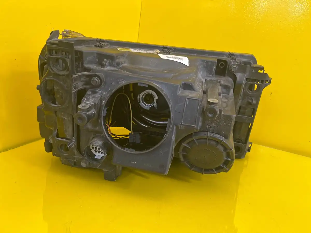 Far Stanga Land Rover Sport Bixenon