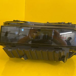 Far stânga Full LED G09 OEM 5A5E9A1-01
