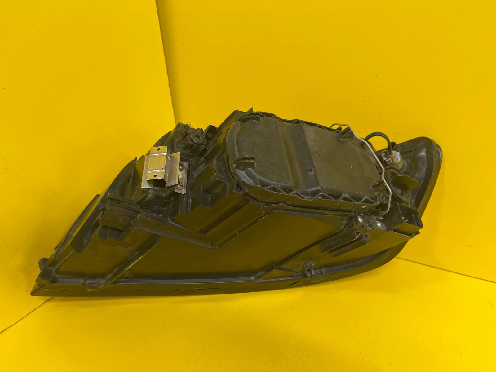 Far Dreapta Volvo V50 - Image 3