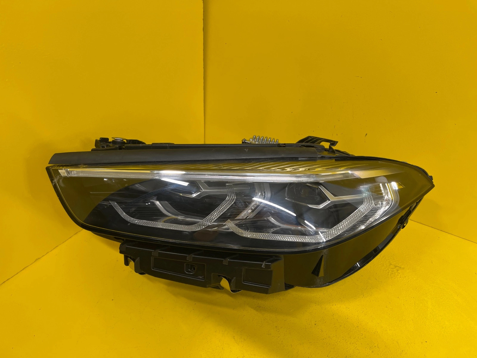 Far stânga Full LED BMW Seria 8 Full G14 OEM 12314