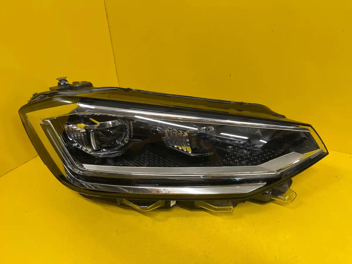 Far Dreapta Full LED Vw Sportsvan
