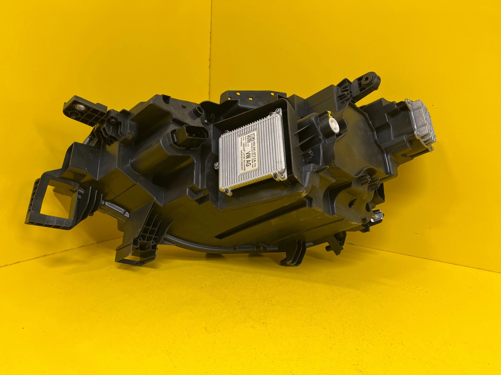 Far Dreapta VW Id4 Id4 Iq Full LED - Image 3