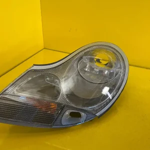 Far Porsche Carrera 911 Xenon