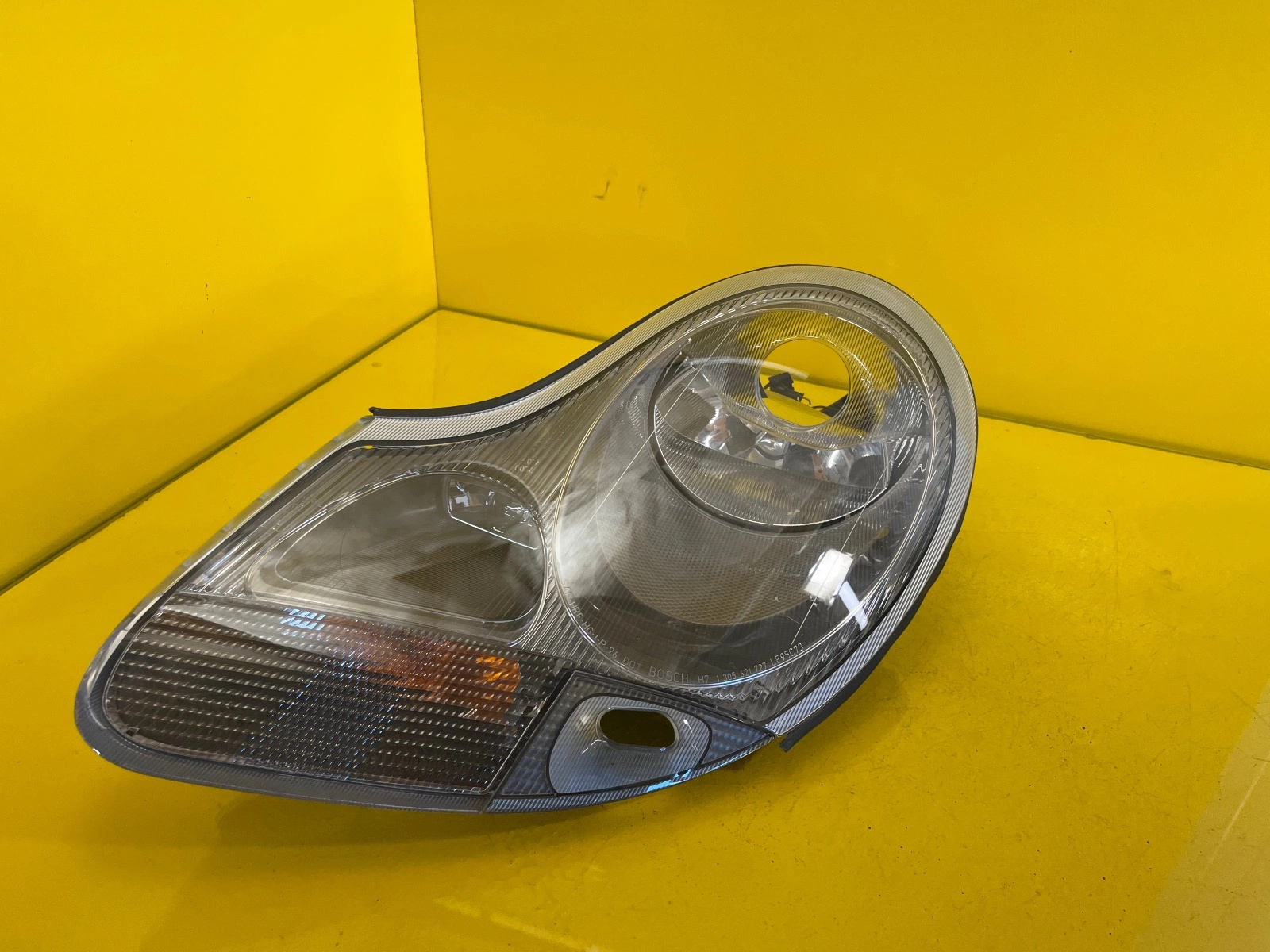 Far Porsche Carrera 911 Xenon